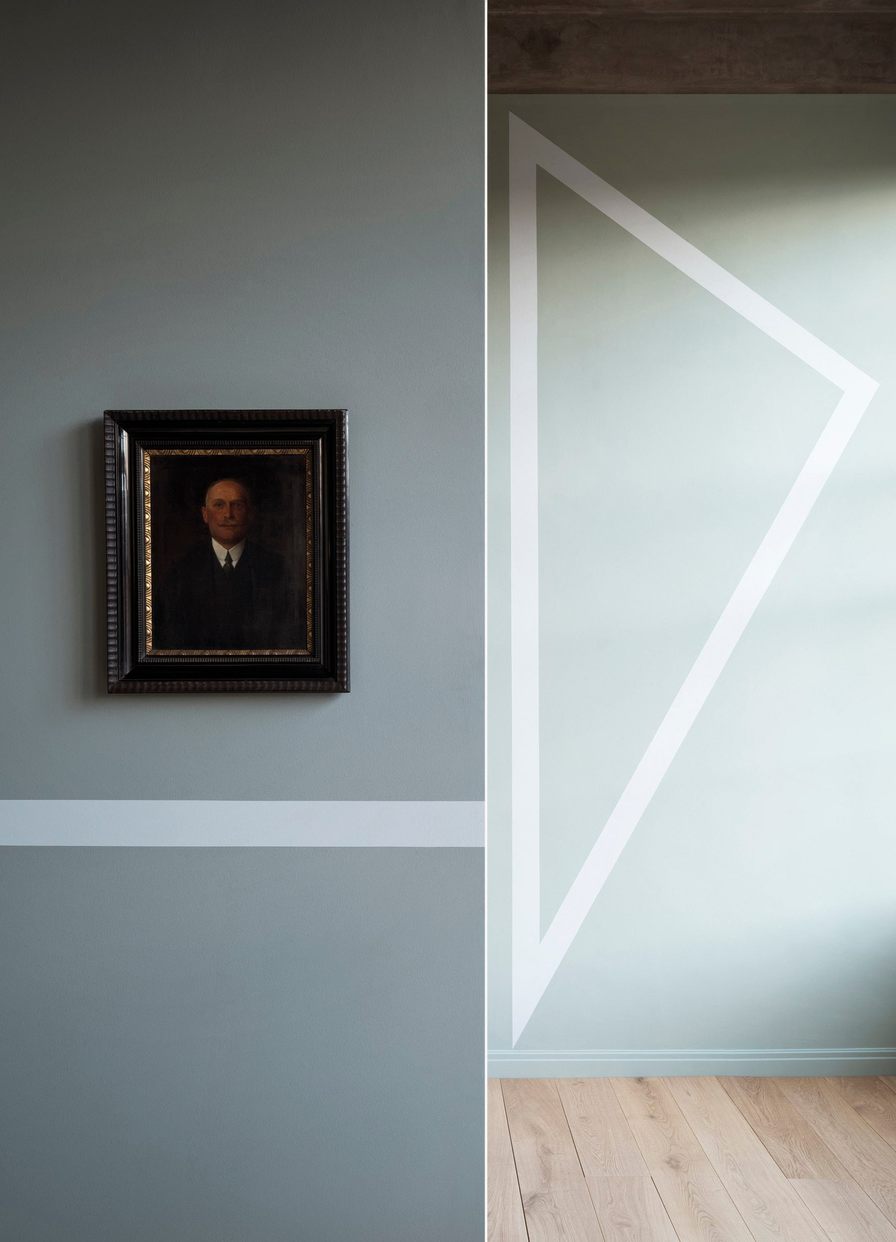 Paint & Paper Library Steel III 603